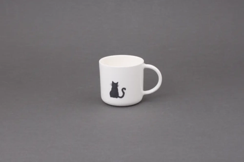 Czarny kot Czynie Ceramics kubek z uchem