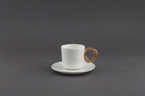 Filiżanka Ende espresso Twist ze złotym uchem