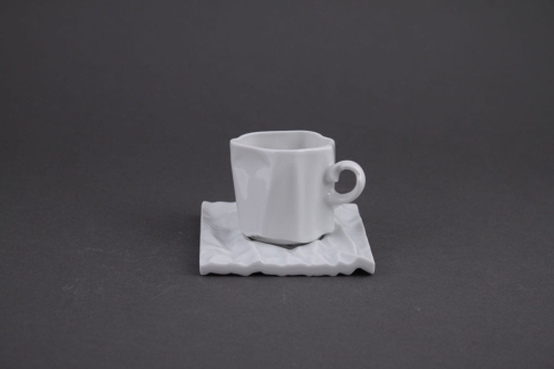 Filiżanka Pogięta espresso ze spodkiem biała
