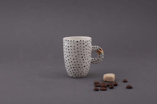 Kubeczek Cerama 130 ml w kropki